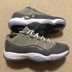 Jordan 11s Cool Grey *UA*